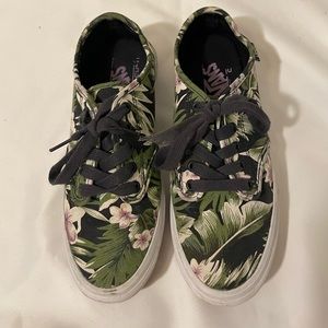 Authentic Vans with plant print, size 8